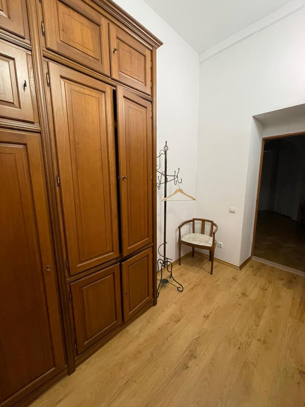 Kryva Lypa Hotell Lviv Exteriör bild