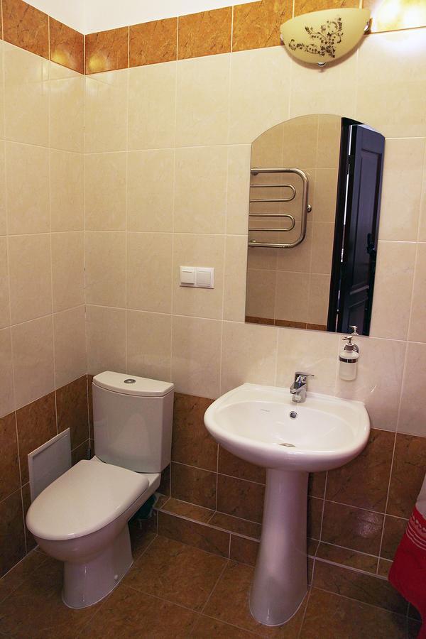 Kryva Lypa Hotell Lviv Exteriör bild
