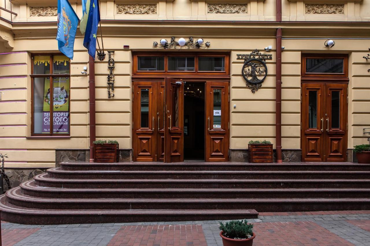 Kryva Lypa Hotell Lviv Exteriör bild
