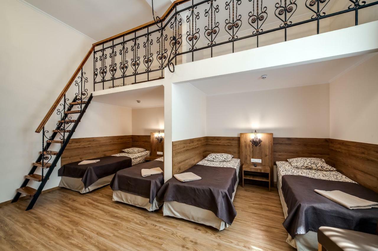 Kryva Lypa Hotell Lviv Exteriör bild